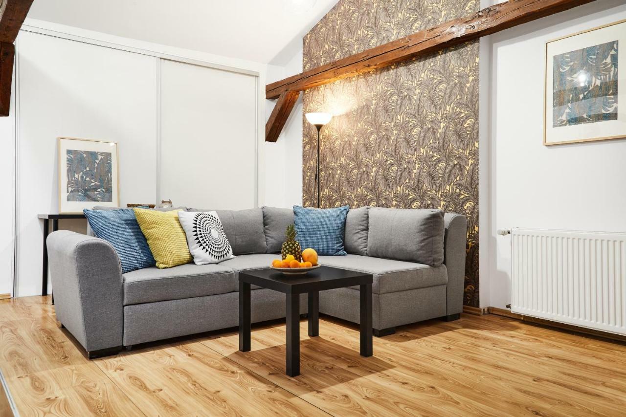 Apartment Quiet Loft Michalowskiego Street